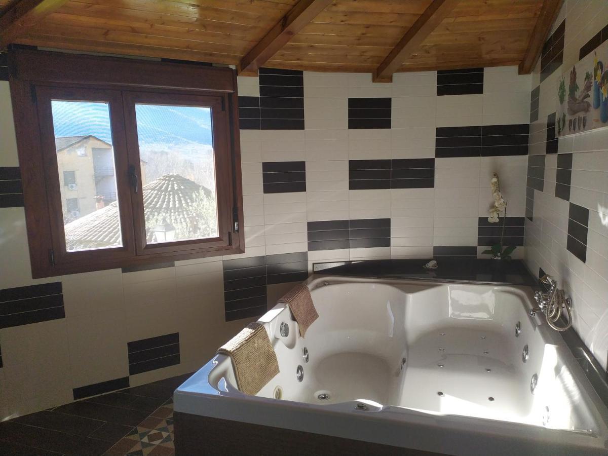 Complejo Rural Los Chozos Valle Del Jerte Eksteriør billede